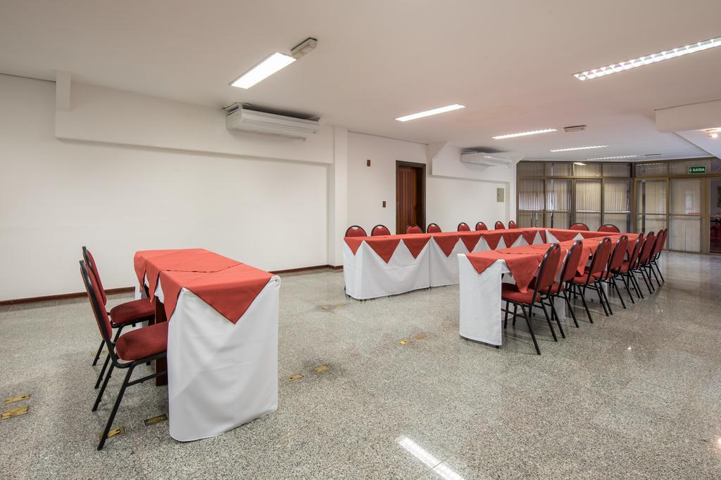 Hotel Carlton Plaza Poços de Caldas Exterior foto